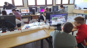 Za 20 škola po milion dinara